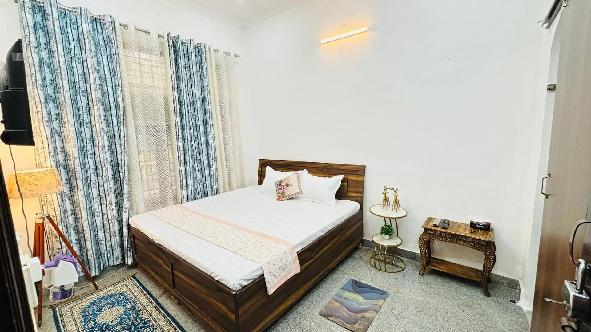 Apartamento Home Stay Nearby Madanta Hospital Gurgaon